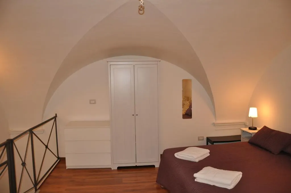 Appartamenti Villa Bellini Katania 0*,